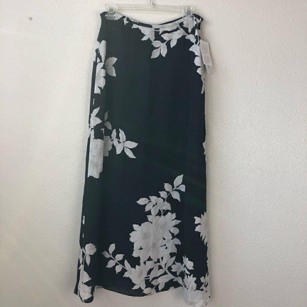 NWT Rena Rowan Silk Yarn Skirt Size 8